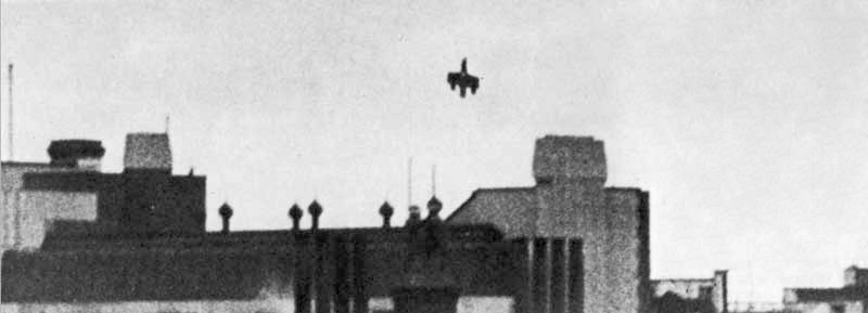 Hawker Hurricane Over Victoria 19 More details Zehbes Dornier falling on Victoria Station after being rammed by Holmes