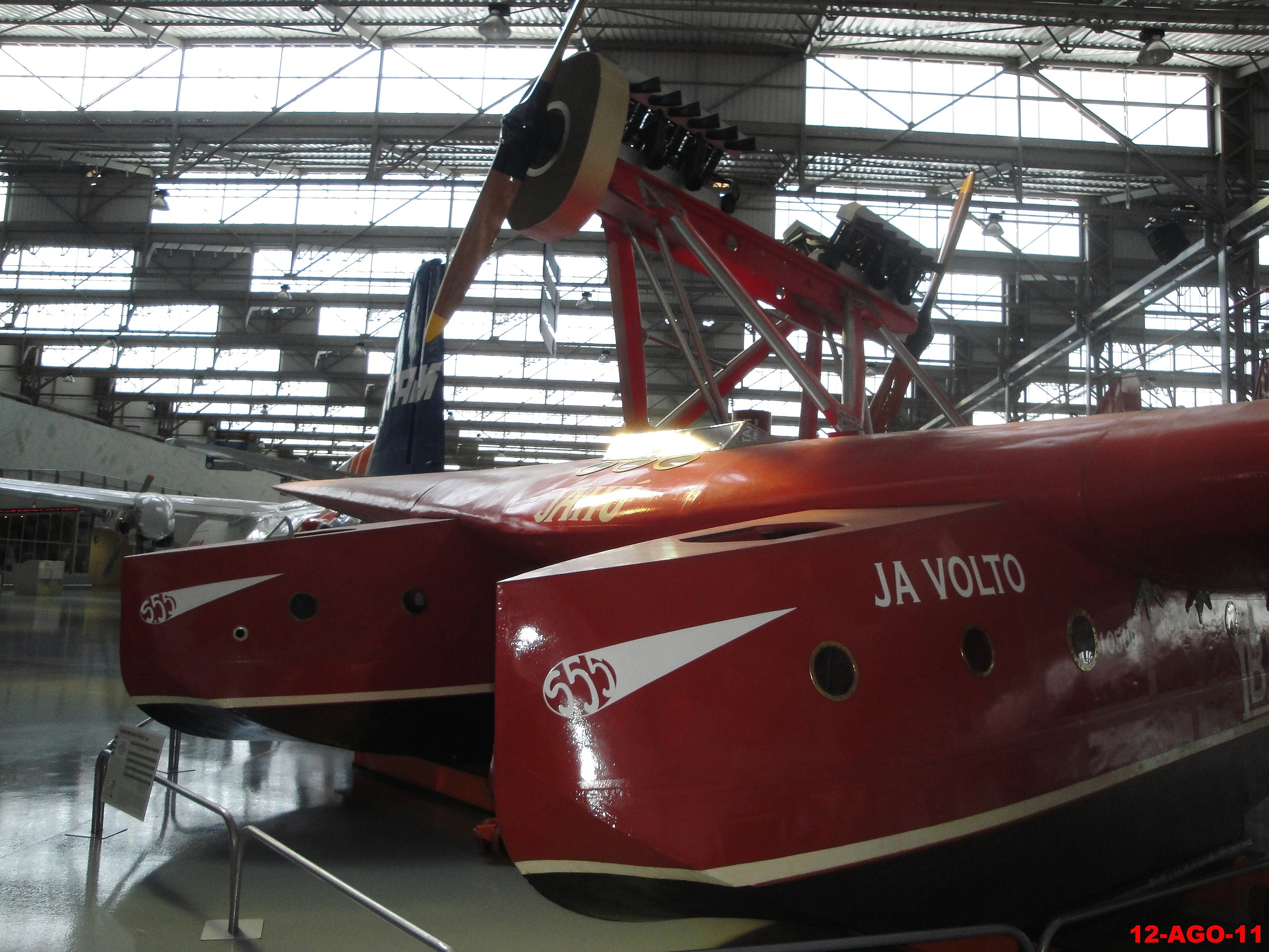 Savoia-Marchetti S.55 X Flying Boat Update 19 Museu TAM Hidroavião Savoia Marchetti S.55 versão C o último de seu modelo no mundo. Destacou se por ser a aeronave com que João Ribeiro de Barros e mais três tripulantes João Negrão como co panoramio