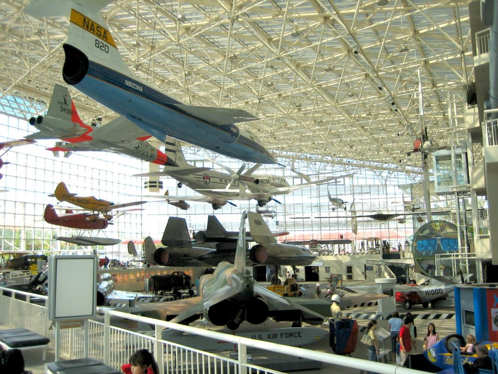 Museum of Flight Awards $238,000 in Scholarships to 14 High School Students 10 Museum of Flight Seattle
