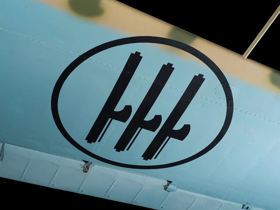 The Smithsonian’s Italian Thunderbolt 13 NASM Folgore 14