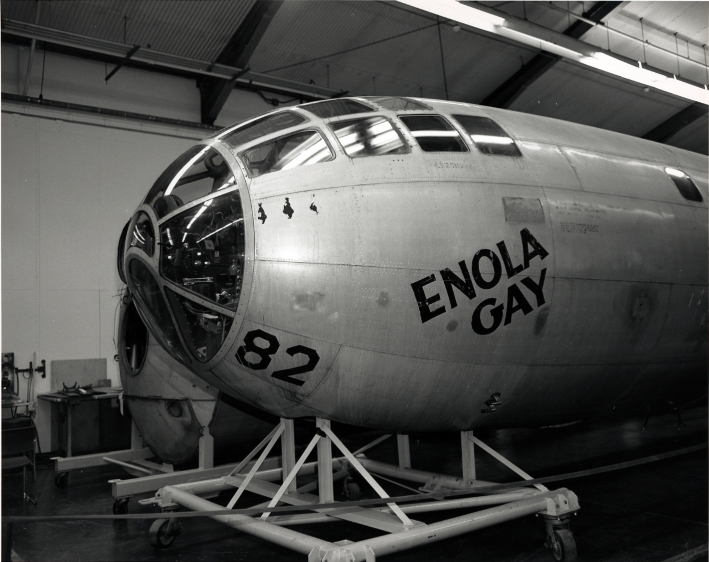 Displaying Controversy: Exhibiting the B-29 Superfortress Enola Gay 22 NASM SI 89 8851 05