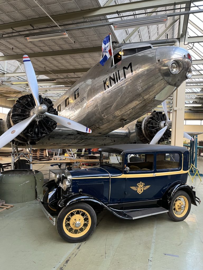 Historic Douglas DC-2 for Sale as Nederlands Transport Museum Faces Closure 14 Nederlands Transport Foto Ford en DC 2