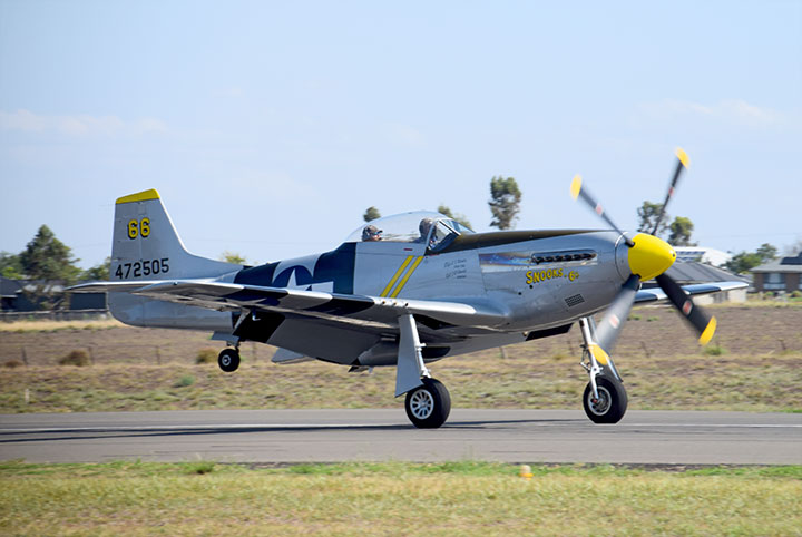 Downunder Warbird Roundup 20 North American P51D Mustang 45 11526 VH FST down from Archerfield on its way down south dropped in to visit VFR