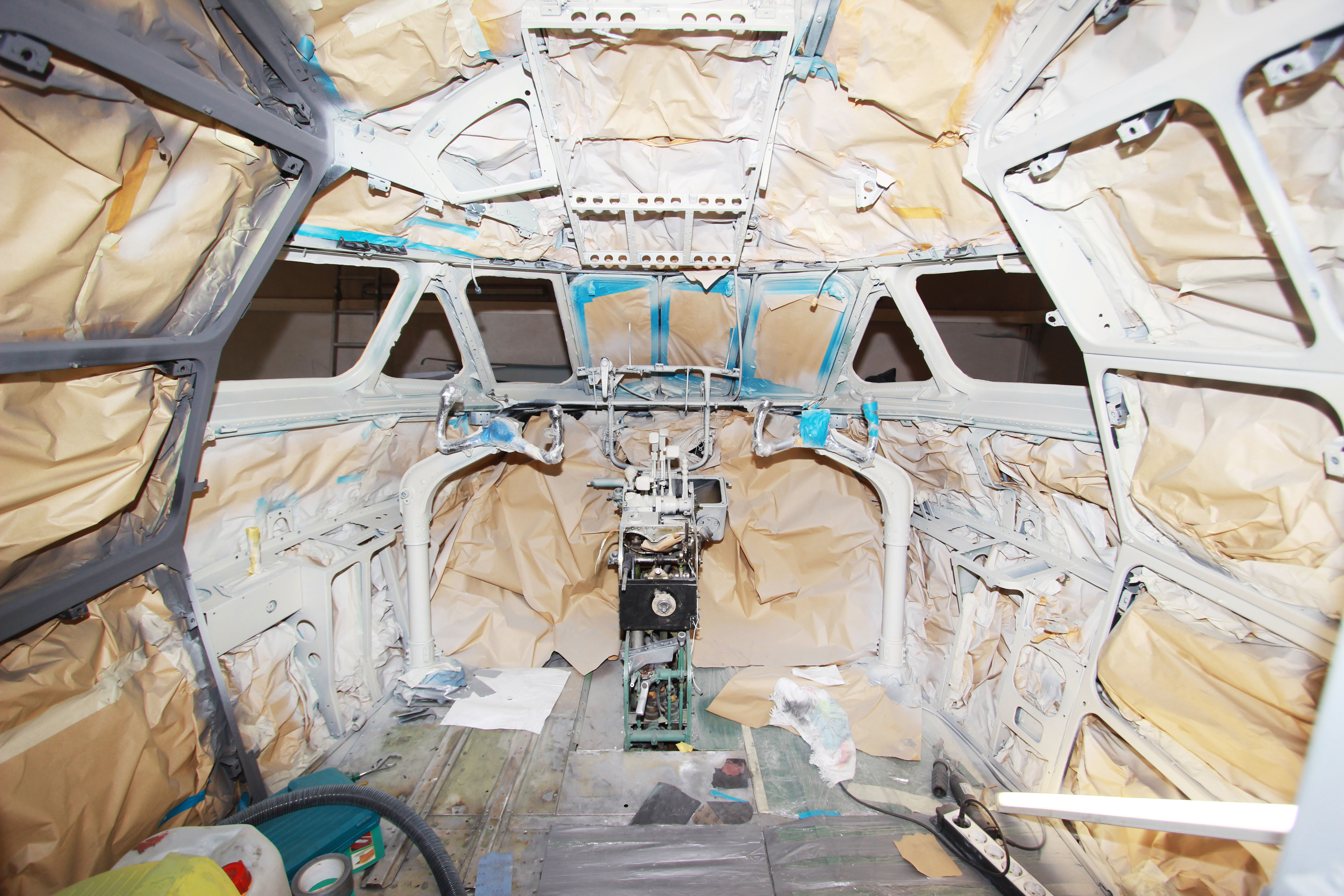 Sud Aviation Caravelle Cockpit Simulator 17 Gutting the cockpit complete, with restoration and repainting beginning. (photo via Nils Andersson)