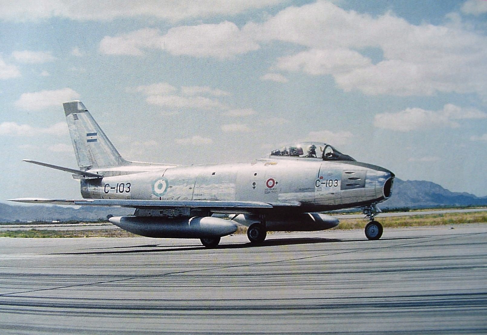 Planes of Fame Hangar Talk - Featuring F-86F Sabre Flying Demo 11 Operacion Sabre