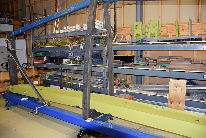 Lightning Progress Downunder - P-38 Restoration Report - January, 2018 13 P 38 Lightning main spar now completed mounted in new full wing jig