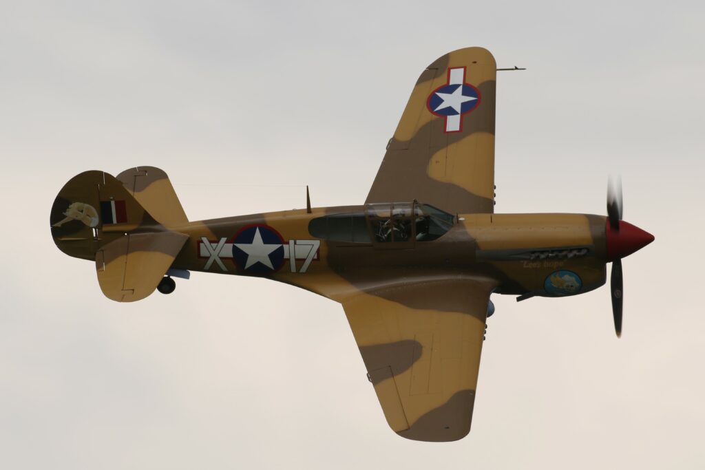 Le Temps des Hélices - La Ferté Alais airshow 2024 20 P40F 7D2 2653
