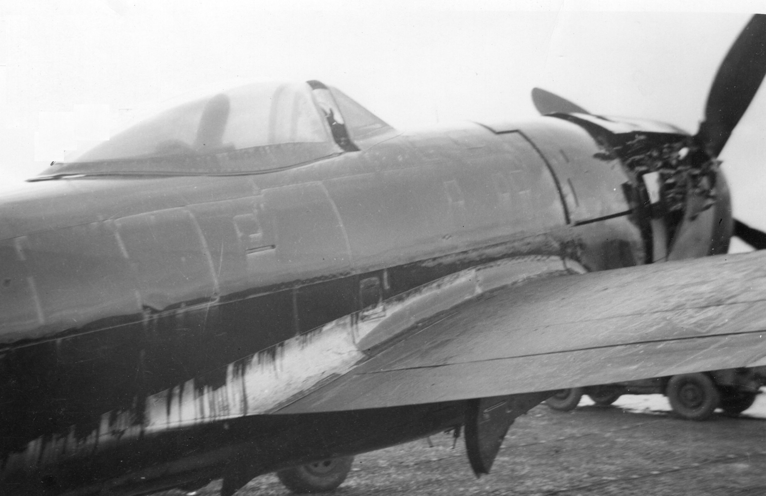 Fly Fast, Hit Hard, Take a Punch: A Brief History of the War-Winning P-47 Thunderbolt 12 P47 002 scaled