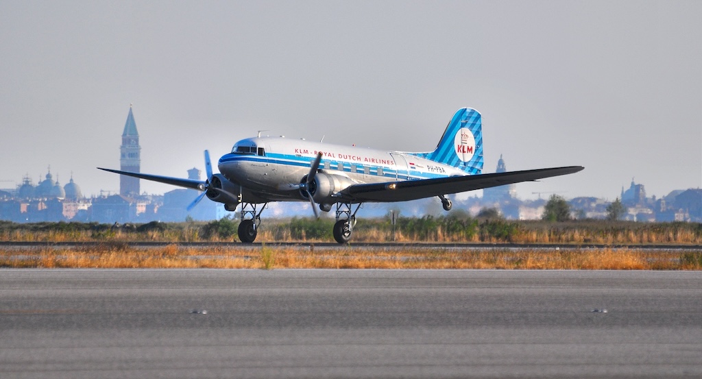End of an Era: DDA Classic Airlines’ DC-3 'Princess Amalia' Retires After 40 Years of Service in the Netherlands 19 PH PBA on KLM sponsor tour visiting Venice i in 2011 copy