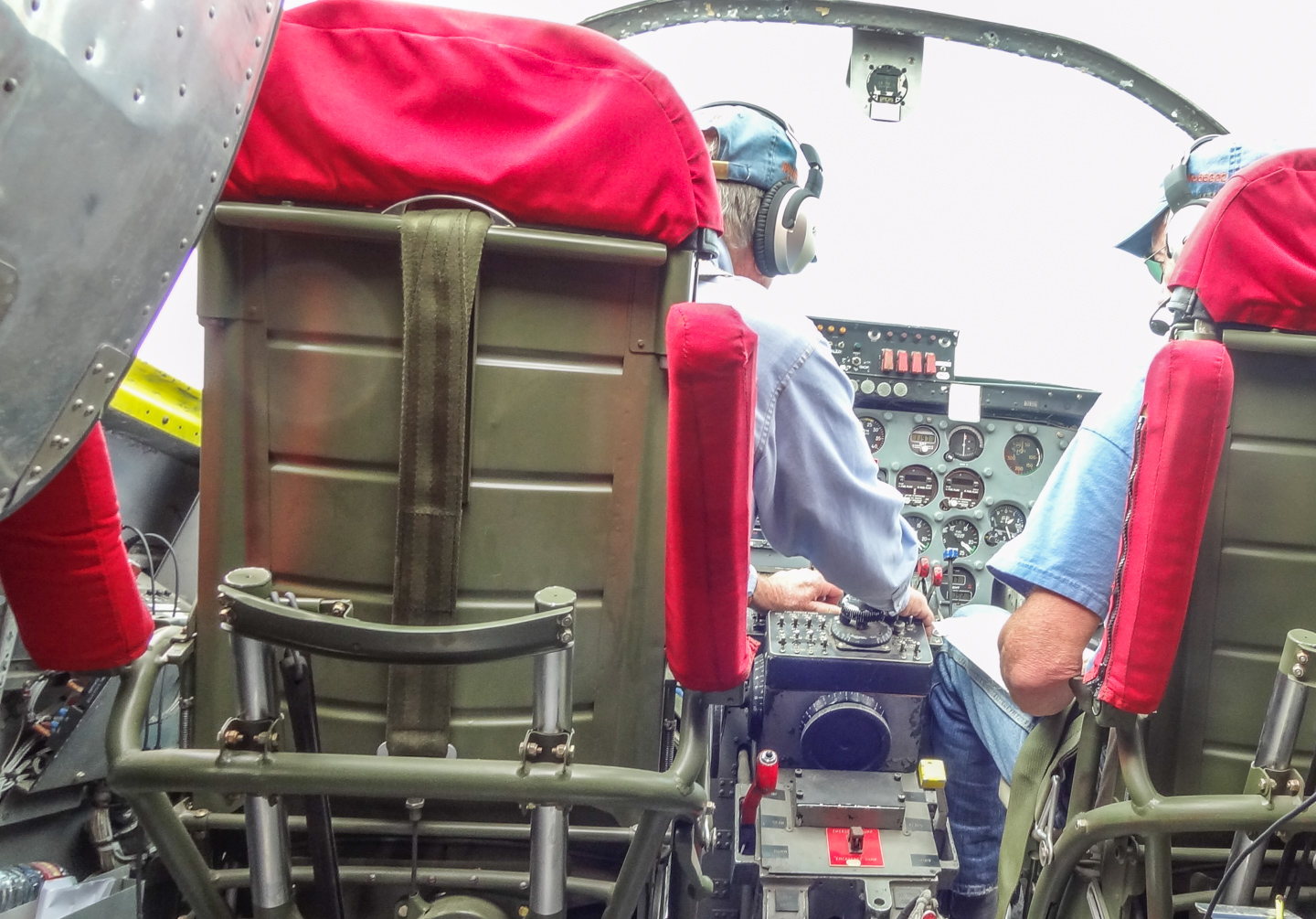 Privateer Airborne 48 The crew at work in the cockpit. (GossHawk Unlimited photo)
