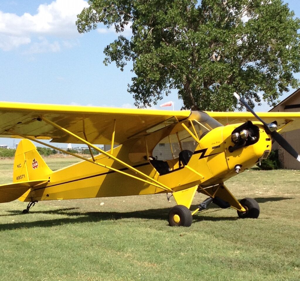 Win a 1942 Piper Cub J-3 / L-4B 11 Piper Cub Giveaway