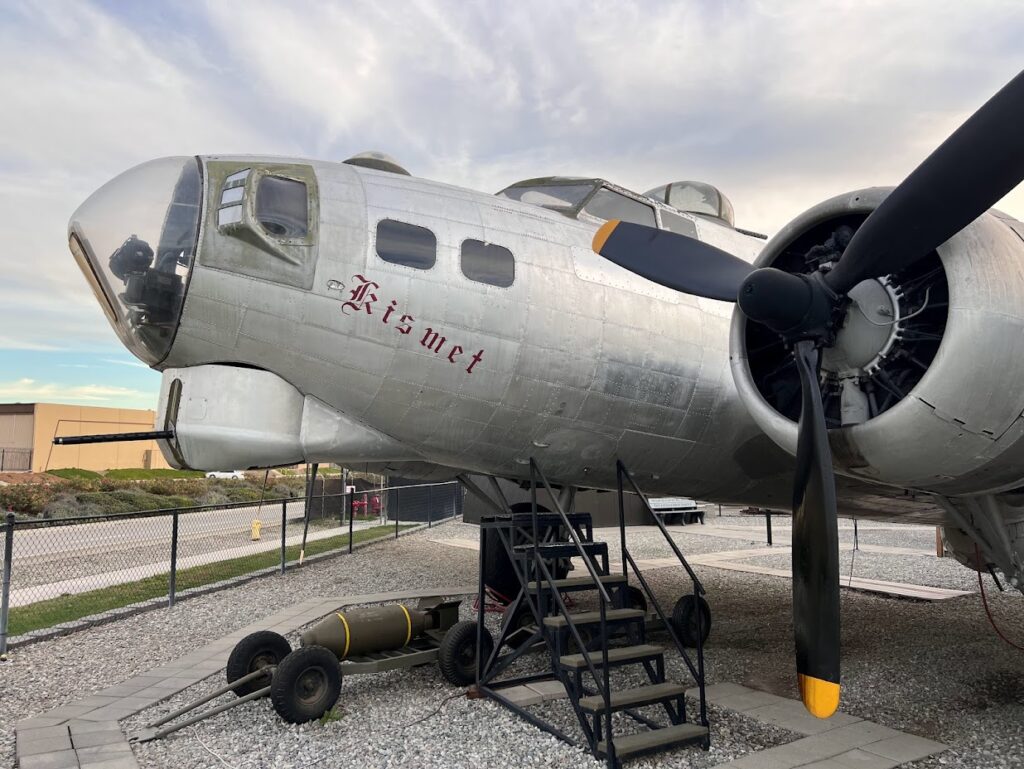 Planes of Fame's B-17G Flying Fortress Restoration Report 16 Planes of Fame B 17G Piccadilly Lilly II 7660