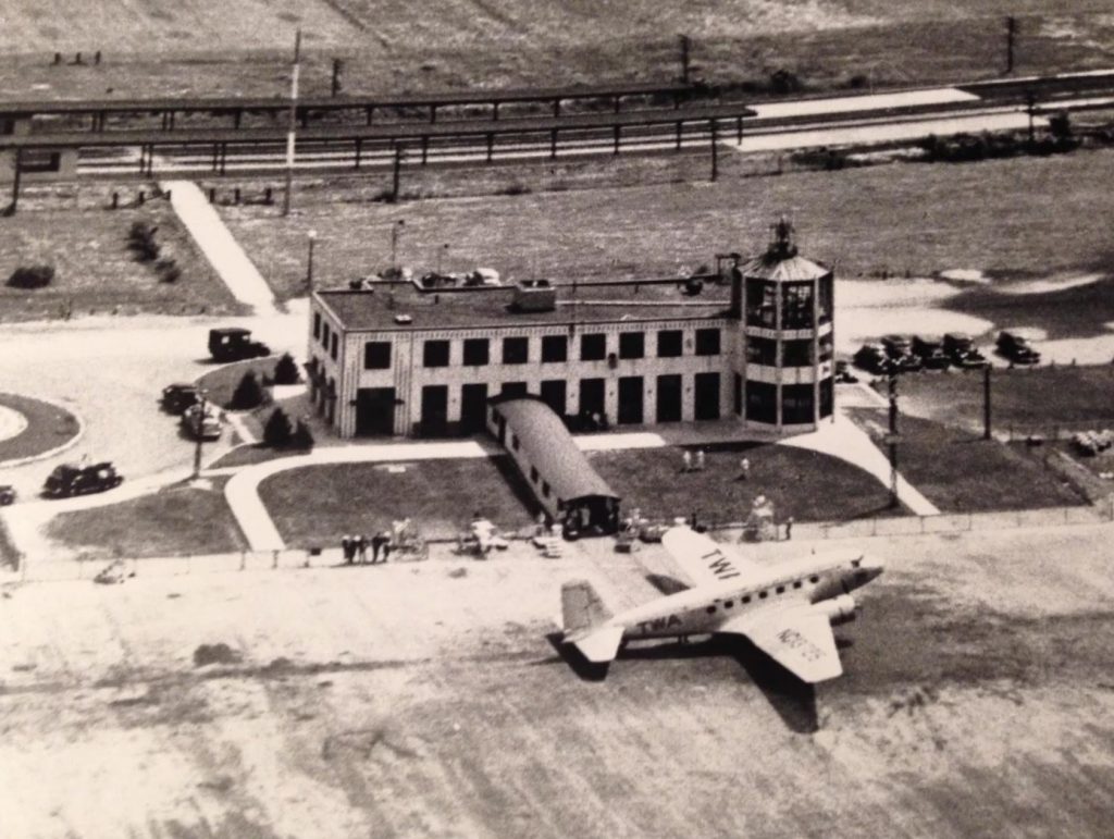 Ohio Air & Space Hall of Fame and Museum Signs Lease for 1929 Port Columbus Terminal and Tower 11 PortColumbus 1930s