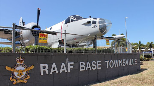 RAAF Unveils Gate Guardian Lockheed P2V-7 Neptune 18 RAAF showcases seven week restoration of Lockheed P2V 7 aircraft gate guard 3