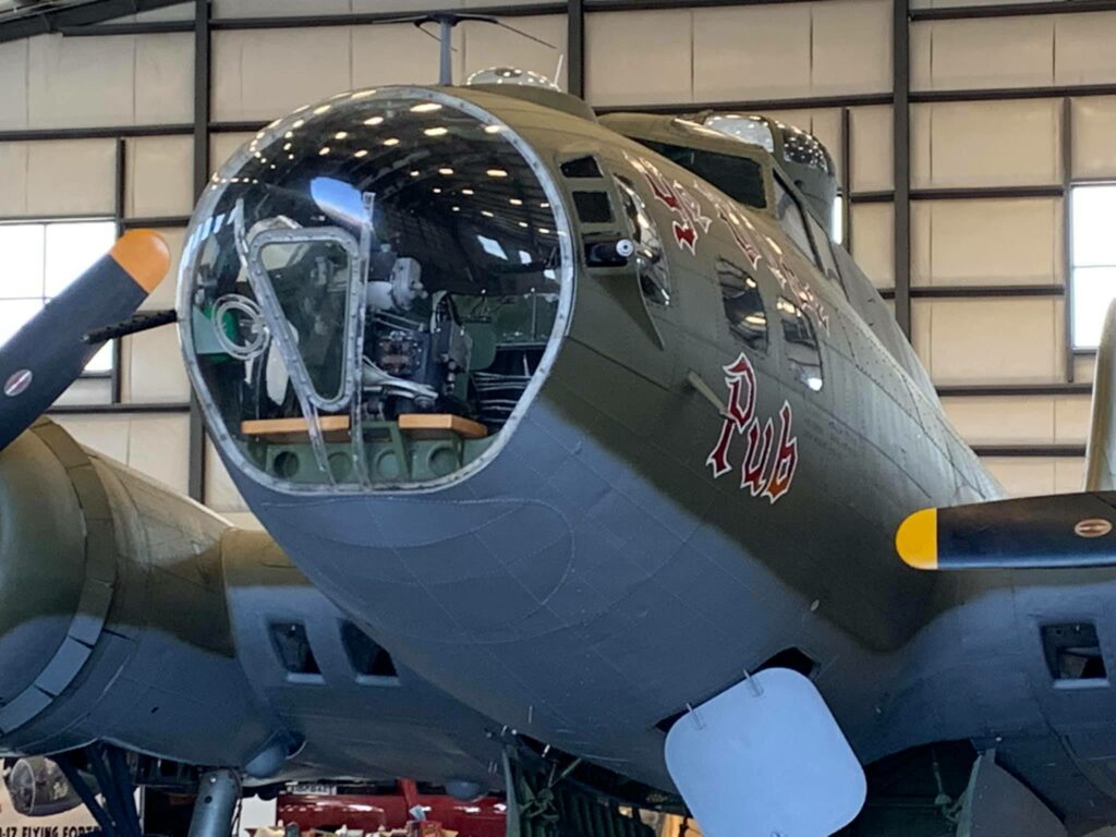 AeroVintage's B-17 Restoration Updates From Madras 15 RWW Ye Olde Pub 05