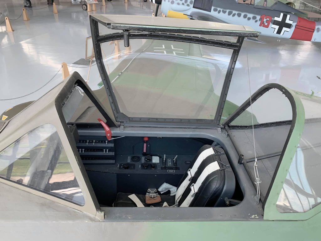 Randy's Warbird Profiles: Messerschmitt Me 262A-1c W.Nr. 50124 11 Randy Malmstrom Evergreen Me 262 06