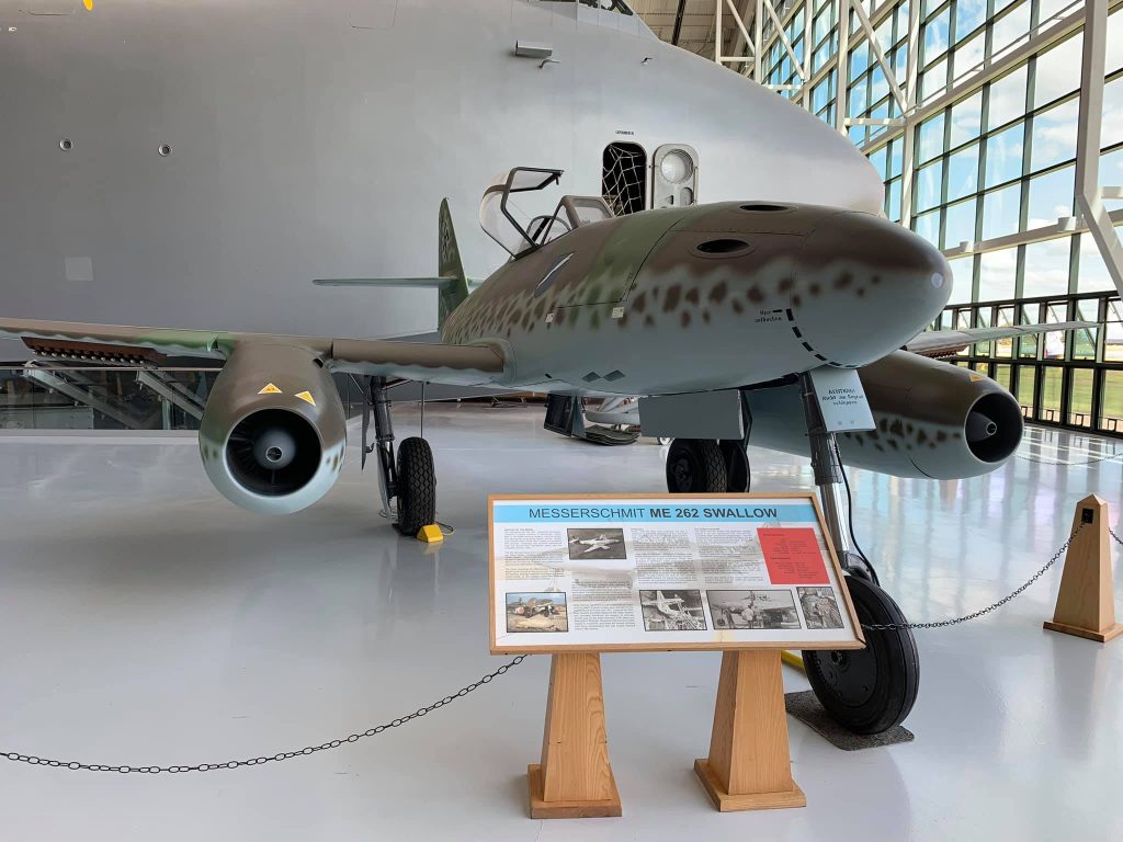 Randy's Warbird Profiles: Messerschmitt Me 262A-1c W.Nr. 50124 10 Randy Malmstrom Evergreen Me 262 11