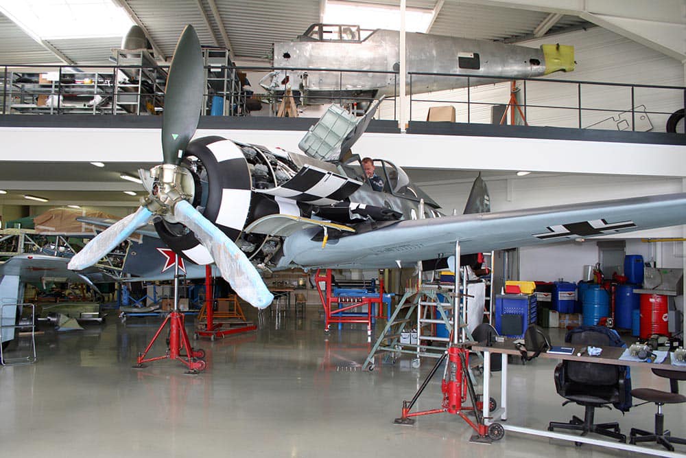 Randy's Warbird Profiles: Flug Werk Fw-190A-8/M "Weiße 11" 18 Randy Malmstrom Weisse 11 09