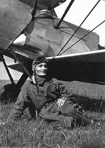 Smithsonian’s Bf 109 Unveils a Hidden Story of Resistance 17 Rene Darbois with a Stampe Vertongen SV.4 Pilote de la Liberte