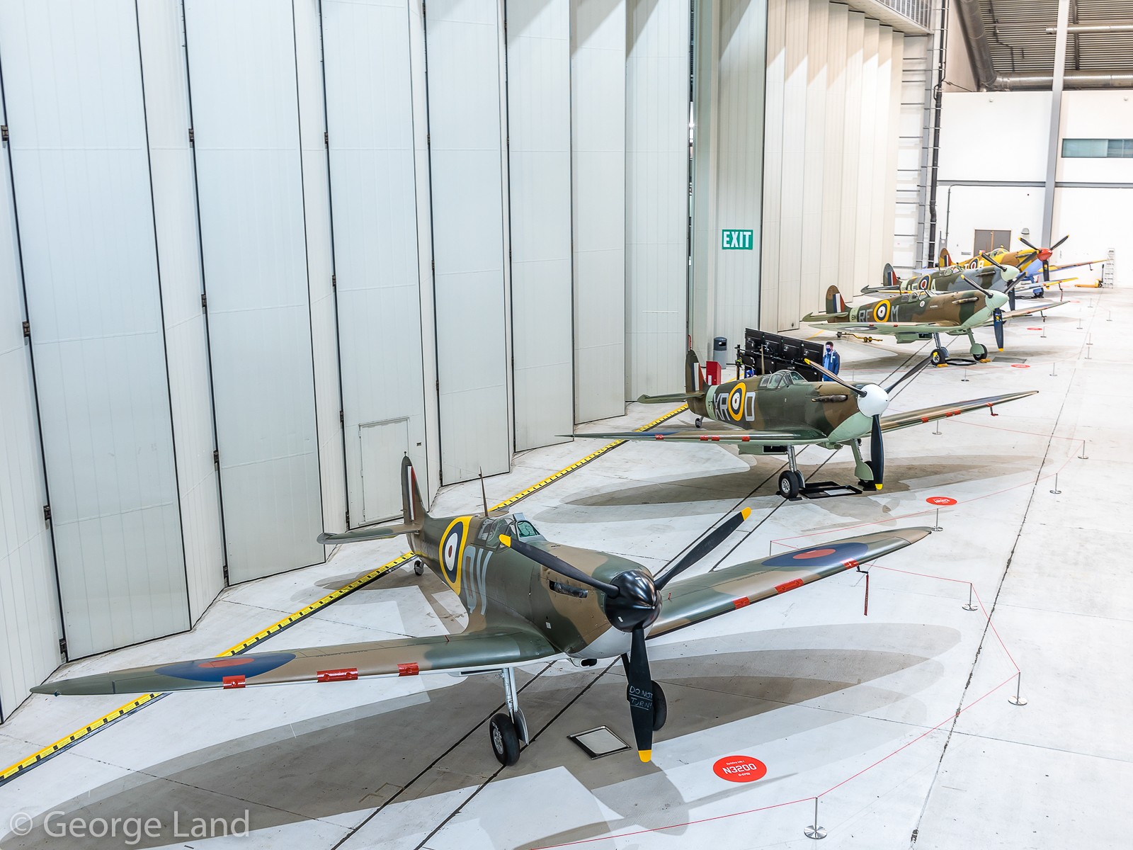 Spitfire: Evolution of an Icon - IWM Duxford Unveiling 12 Set up Mk.1 Mk.V Z62 0864