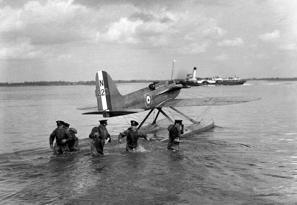 Today in Aviation History: First Flight of the Supermarine S.5 Racer 13 Supermarine S.5 N220 at Venice Italy September 1927