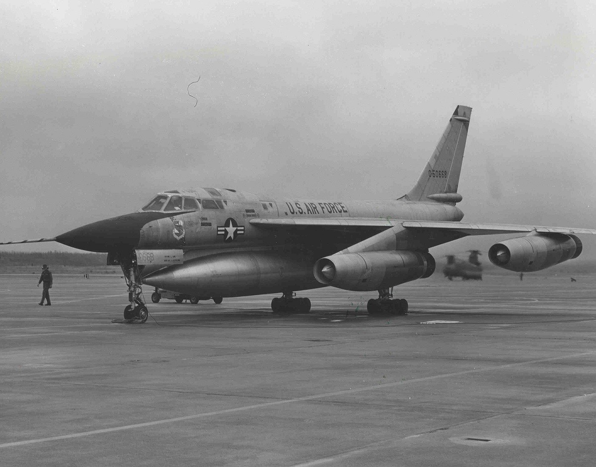 Hustlin’ Hustlers: The Surviving Examples of the Convair B-58 Hustler 43 TB 58A 55 0668