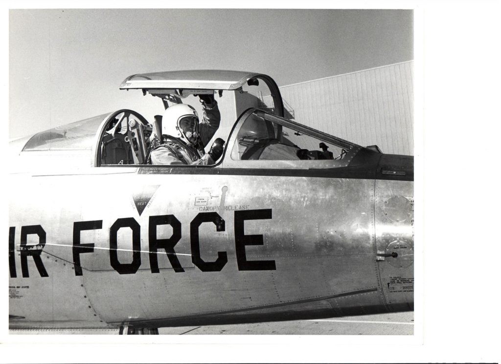 INTO THE THIN AIR: F-104 Starfighter World Altitude Records 10 TWO 2
