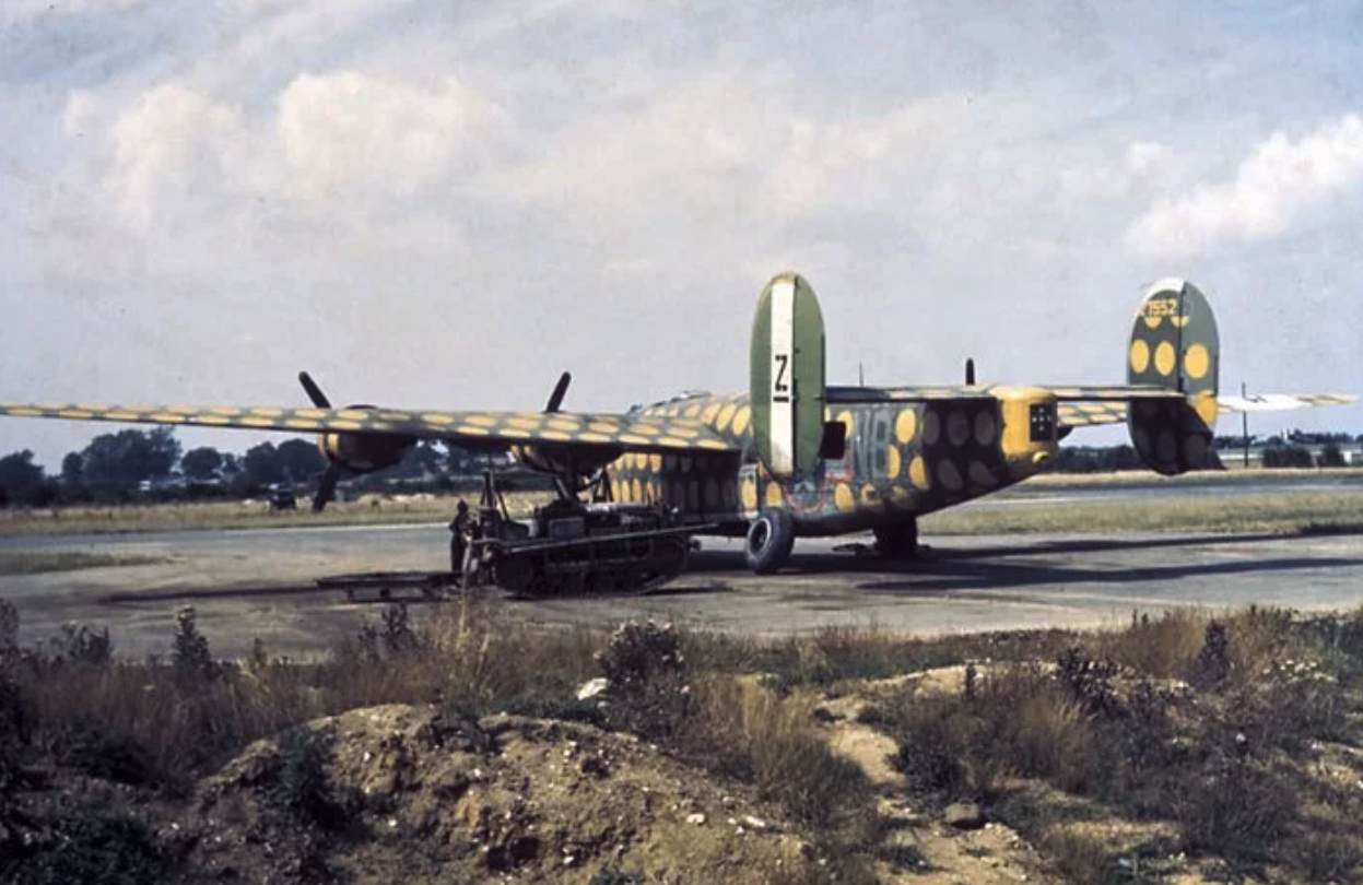 The Polka Dot Warriors: How Assembly Ships Guided the Mighty Eighth 18 The 489th Bomb Groups lead assembly ship was Lil Cookie a B 24H 1 FO Liberator painted overall in 12 inch diameter yellow polka dots
