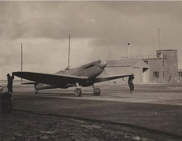 Rare Reconnaissance Spitfire PR.IV AA810 on Display at the Royal Automobile Club 11 The only known photograph of Spitfire PR.IV AA810 taken as it taxies in at RAF Wick on the 29th January 1942 with Robert Tomlinson at the controls