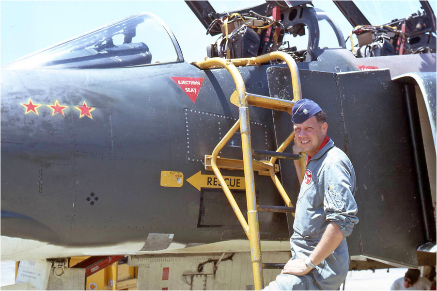 General 'Earthquake' Titus to Recreate Final USAF Mustang Flight 13 Titus with his Phantom II.