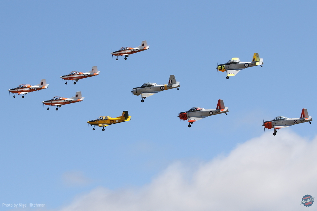Impressive 'Warbirds Downunder Airshow' Came Back 19 Trainers NigelH 7D2 8746c