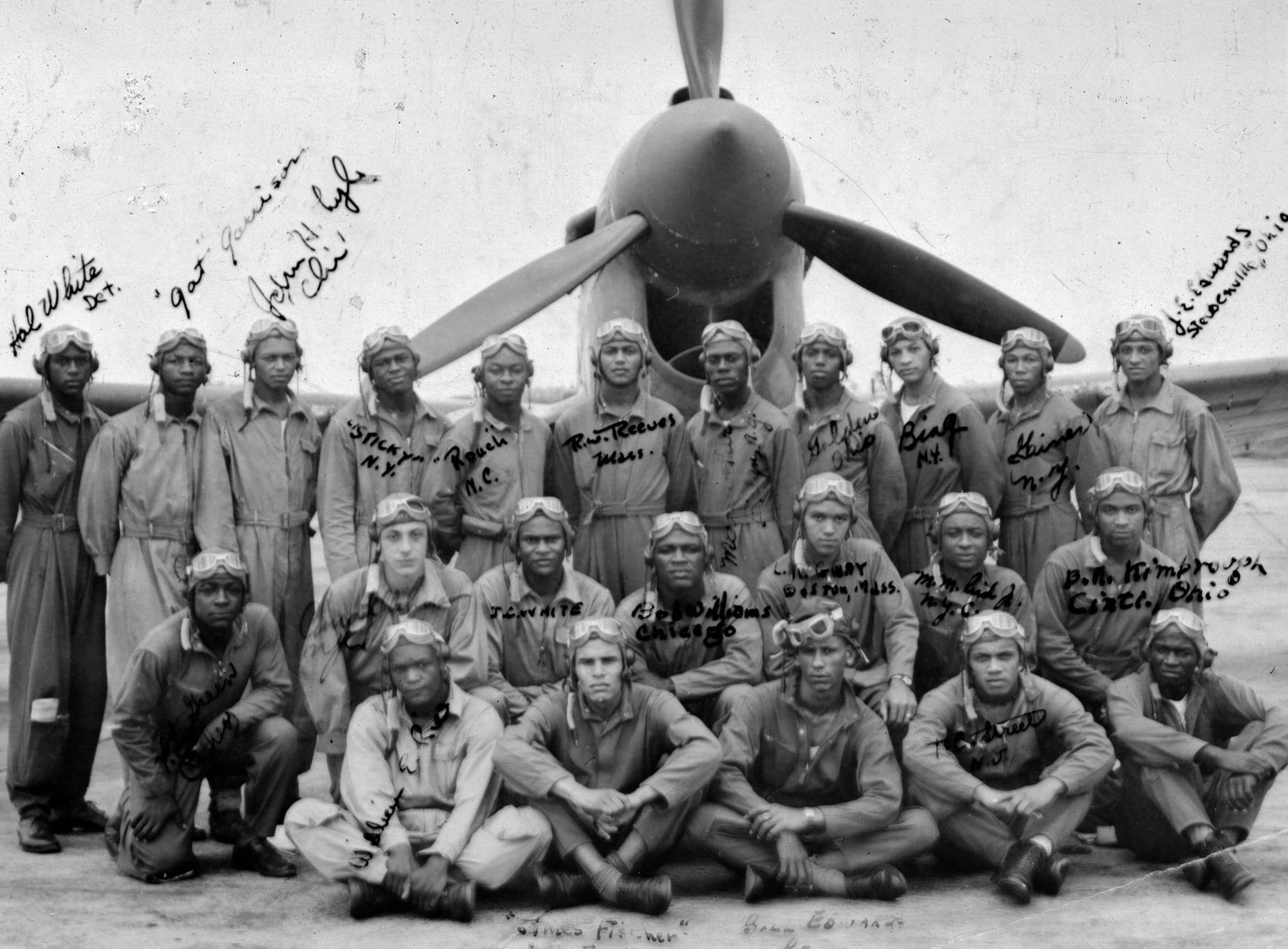 The Pennington P-51 ‘Lucy Gal’ Tuskegee Flight Memorial (Part 3) 11 Tuskegee Class SE 44 G Leland Thurston