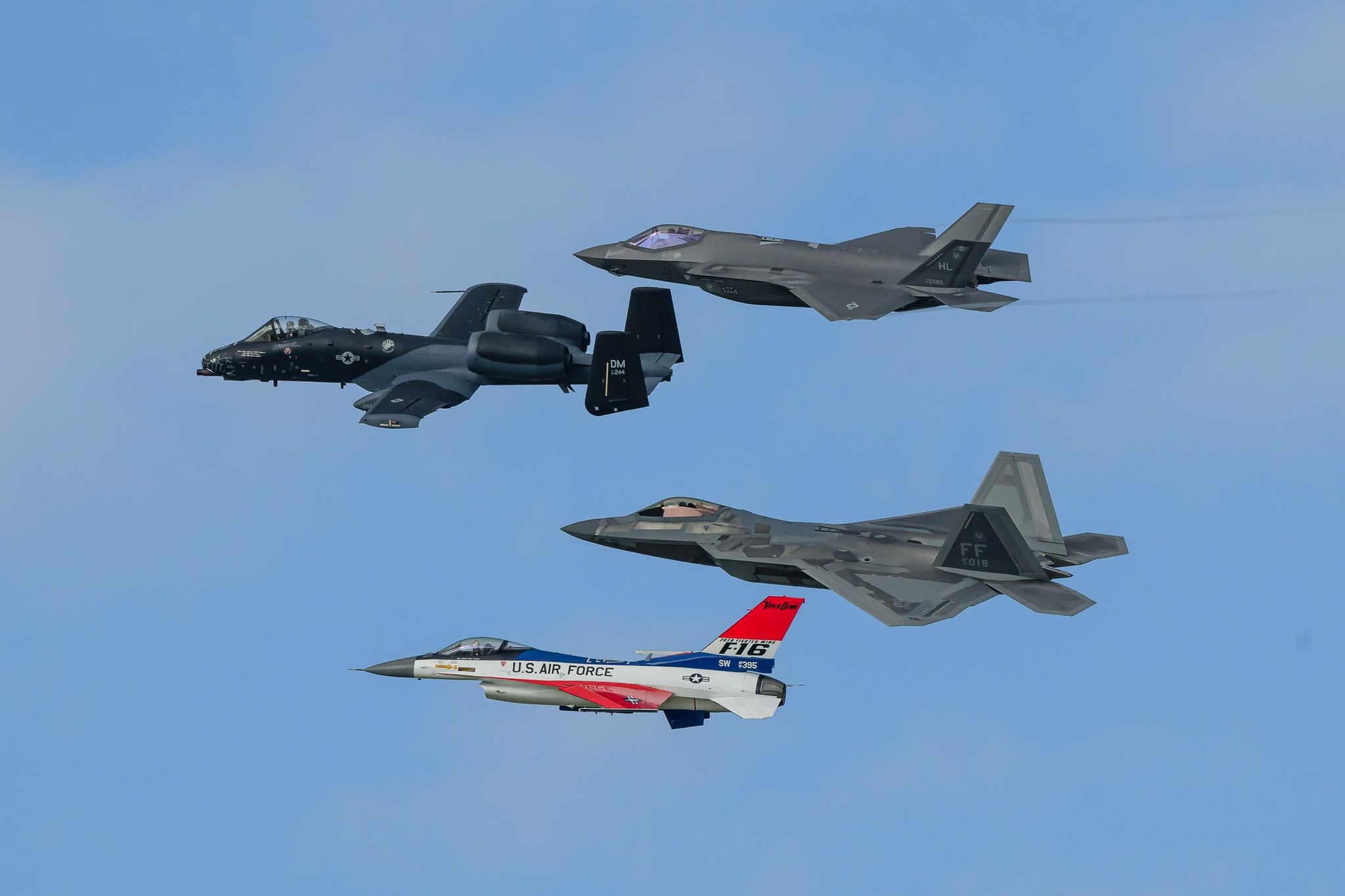 Record Attendance at EAA AirVenture Oshkosh 2024! 12 U.S. Air Force Heritage Flight from OSH24 featuring the F 35 A 10 Warthog F 22 and F 16. Photo by Dave Witty