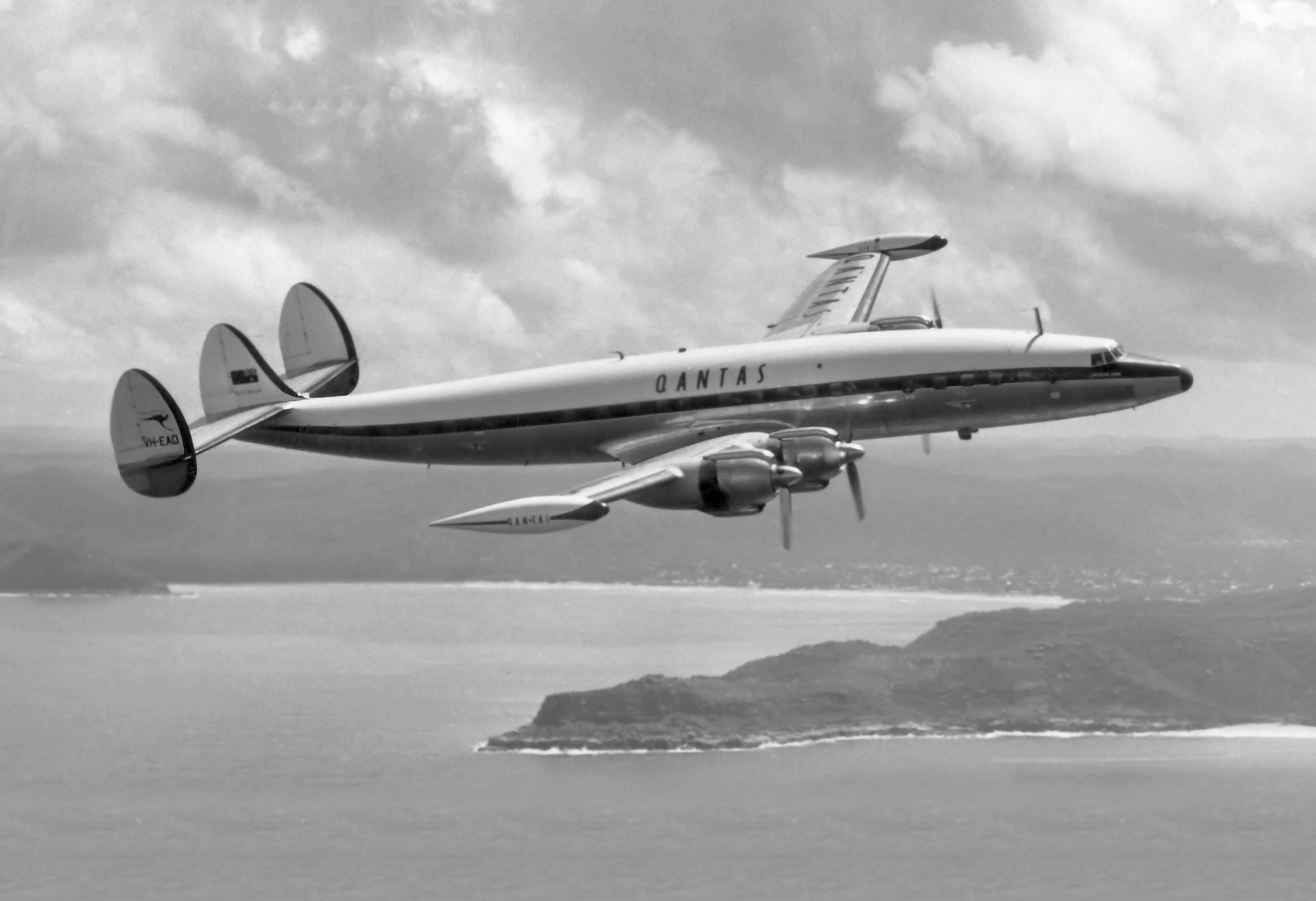 Qantas Founders Museum Fundraising Appeal for Iconic Super Constellation Project 12 VH-EAD aerial (2)