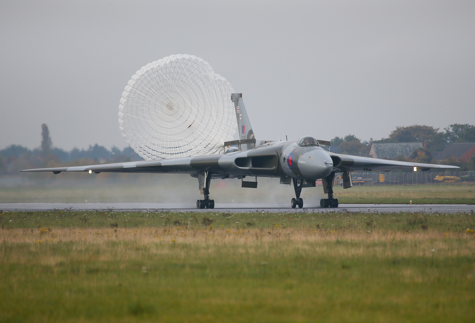 Commemorating the 10th Anniversary of Avro Vulcan XH558’s Final Flight 20 Vulcan Last Flight Doncaster Re Edits 6 Steven Comber photo XH558 Final Flight October 28 2015