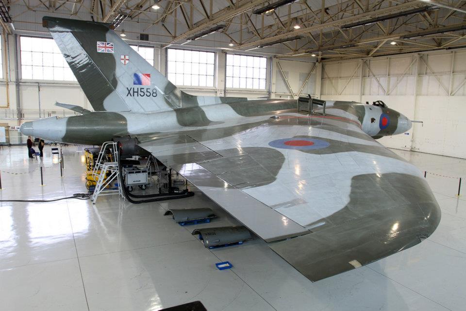 Aerodynamics at the Edge: How Innovation Shaped the Avro Vulcan’s Wing 13 Vulcan XH558