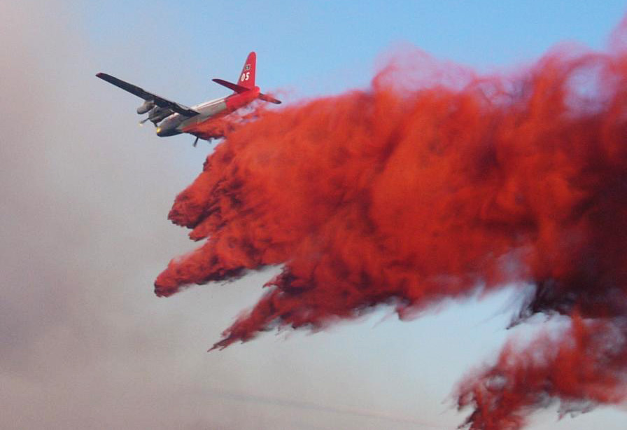 Neptune Aviation Announces New Homes for its P2V Firebomber Fleet 10 Wsa lightning complex P2 drop Mike Hodges 2