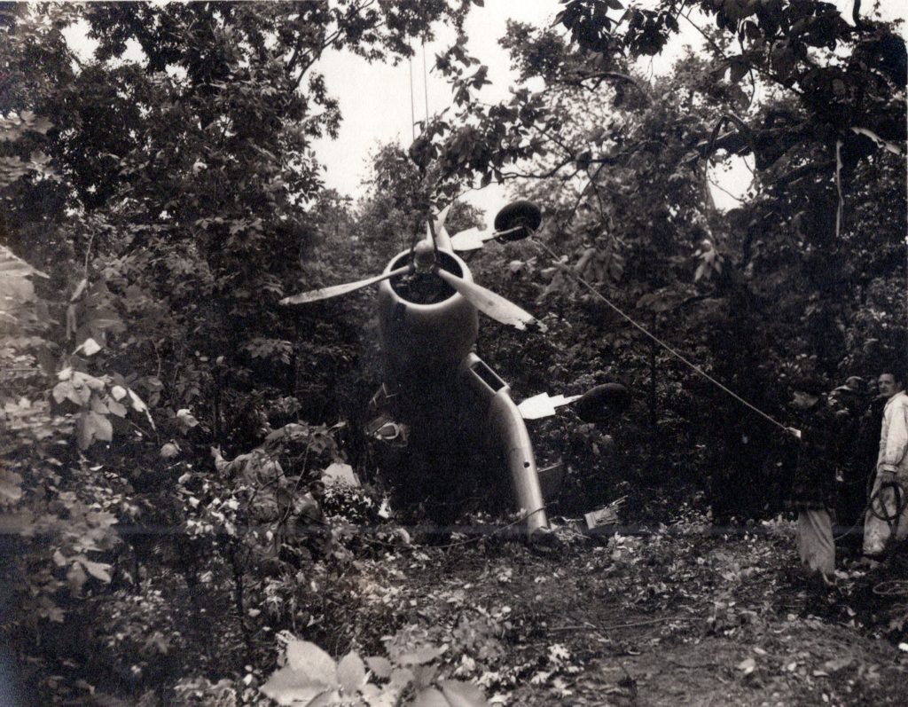 Corsair Slice on the 14th Fairway 23 XF4U 1 accident July 9 1940 Photograph courtesy of New England Air Museum Ramsay Library4