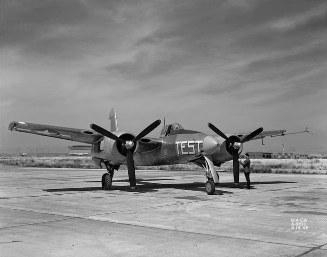 Randy's Warbird Profiles: Grumman F7F-3P Tigercat 11 XF7F 1 at Moffett Field 1946