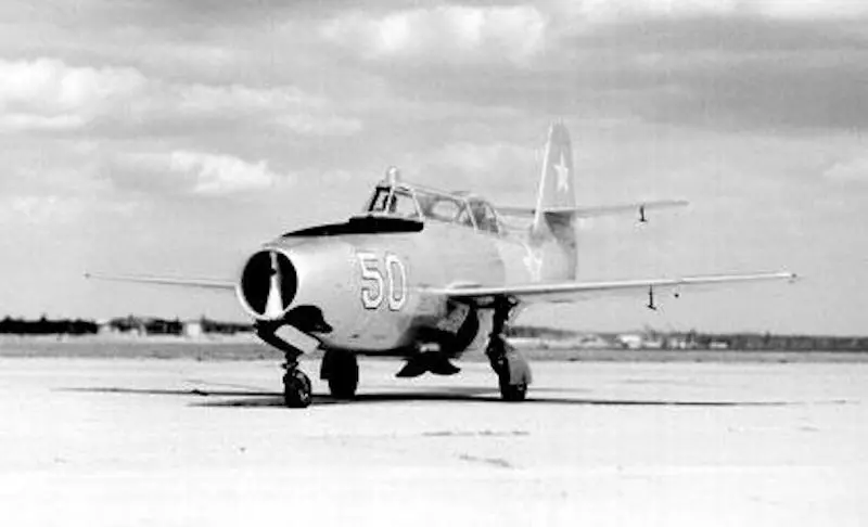 Today in Aviation History: First Flight of the Yakovlev Yak‑23 11 Yak 23UTI