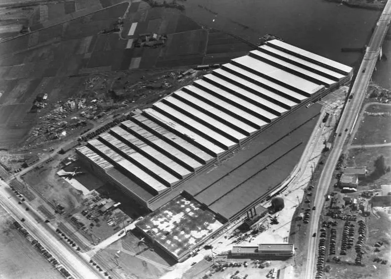 Today in Aviation History: The Last Boeing B-17 Flying Fortress is Delivered 11 boeing plant