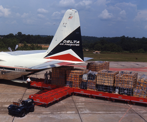 The Story of Delta’s Hercules Aircraft 12 delta l 100 tranporter system ca1966
