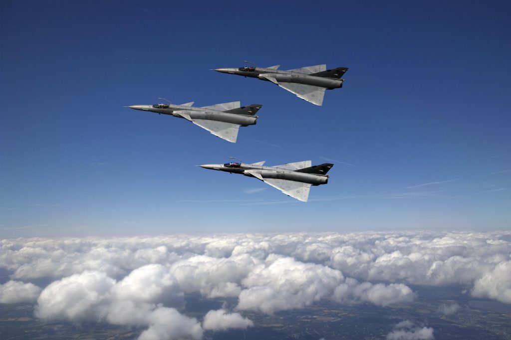 Draken International Adds Atlas Cheetahs and Mirage F1M and F1B Fighter Jets 10 draken cheetah 3ship