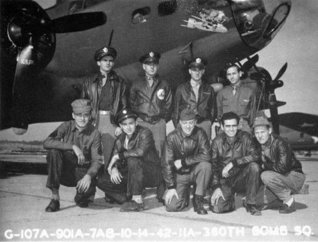 The Gunner Who Fell From the Sky…Without a Parachute. The Story of Sgt. Alan E. Magee 11 hree months before being shot down the original crew assigned to the B 17F Snap Crackle Pop 41 24620 PU O under Jacob W. Fredericks from Oct. 14 1942