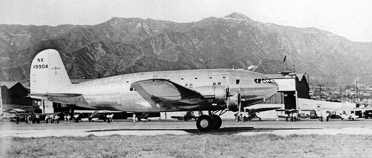 Kermit Weeks Acquires Unique Boeing Stratoliner Houseboat 11 SB-307B NX19904 taking off from Glendale Grand Central Airport, 1939. Note the original tail fin, similar to those seen on the B-17C.