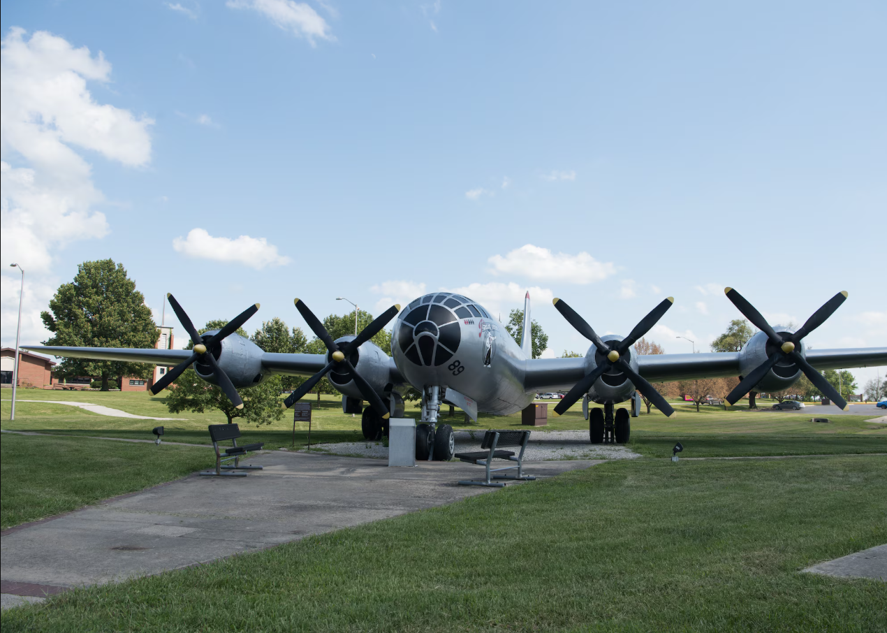 Surviving B-29 Superfortresses 17 the great artiste b 29 whitman afb