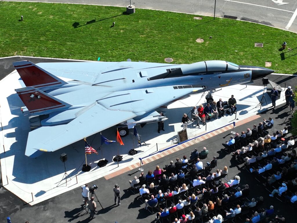 Last F-14 Tomcat in US Navy Service Now on Display at The Cradle of Aviation Museum 10 the last American F 14 to fly