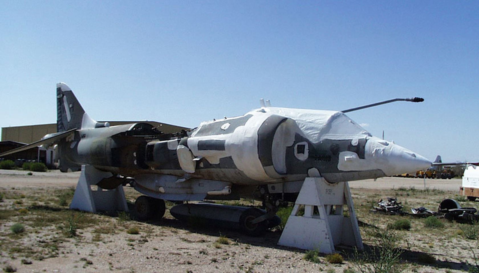 Randy's Warbird Profiles: McDonnell Douglas/British Aerospace AV-8C Harrier 20 tmof mcdonnell douglas av 8c harrier ii 2 p2