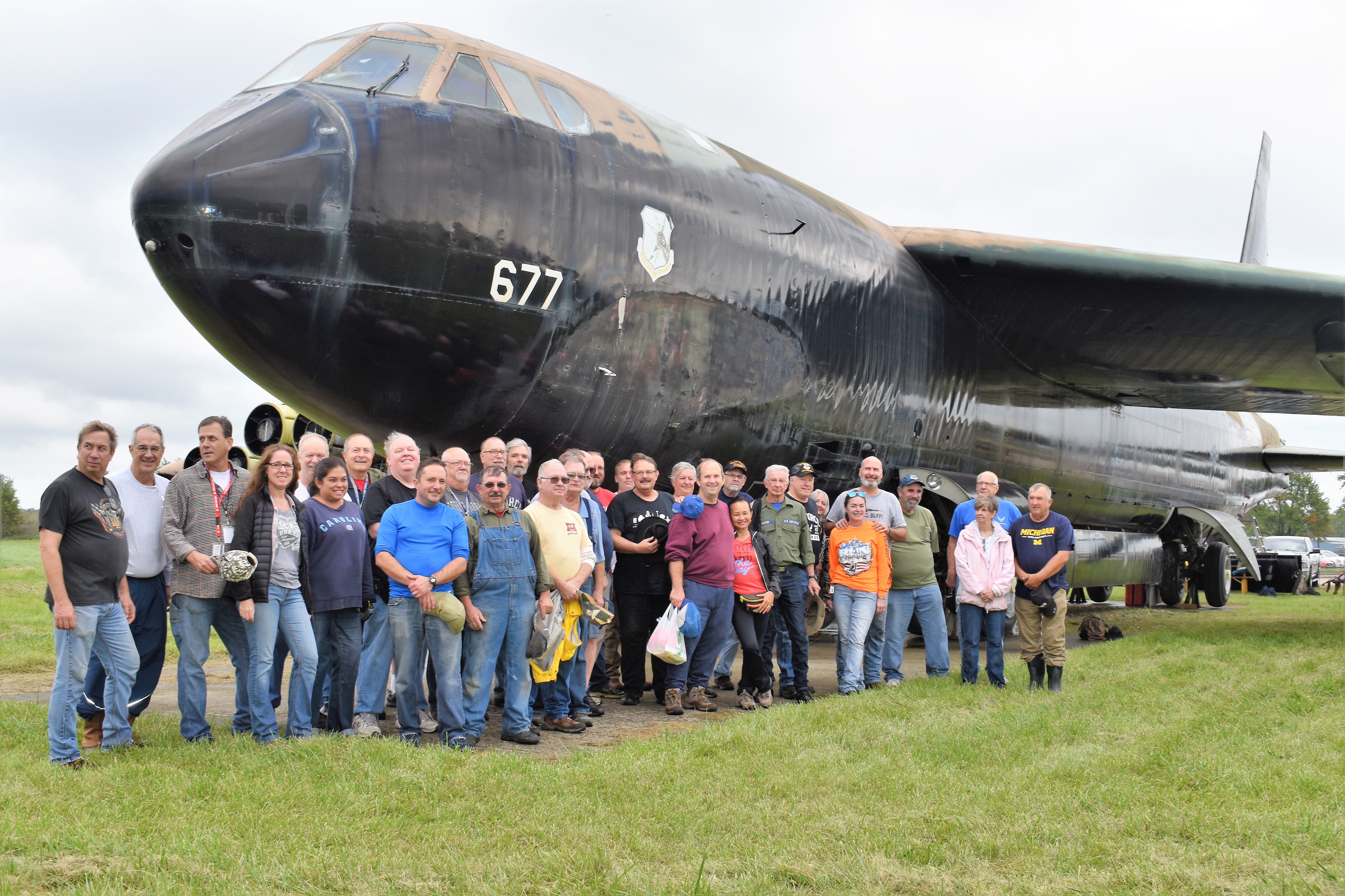 Restoring the Yankee Air Museum's Boeing B-52D Stratofortress 13 work party oct2018