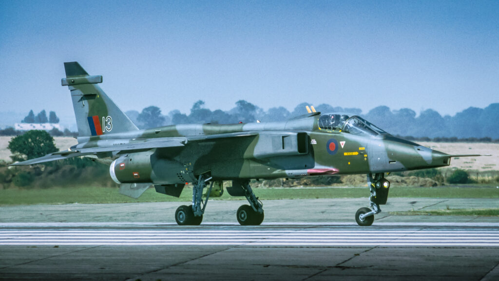 Preserving Jaguar XX764 11 xx764 a 13 226 ocu leconfield 08.76